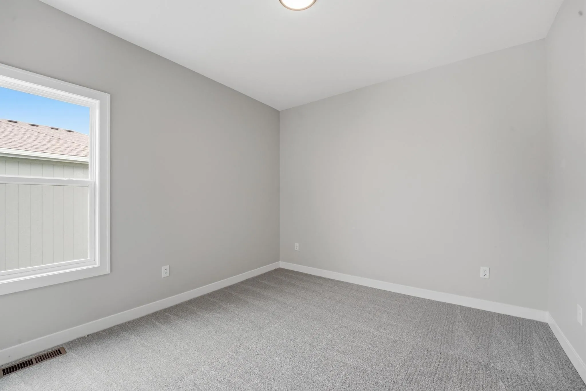 Lot 122SC 1925 SW Hightown Drive Avalon Contemporary Bedroom 3