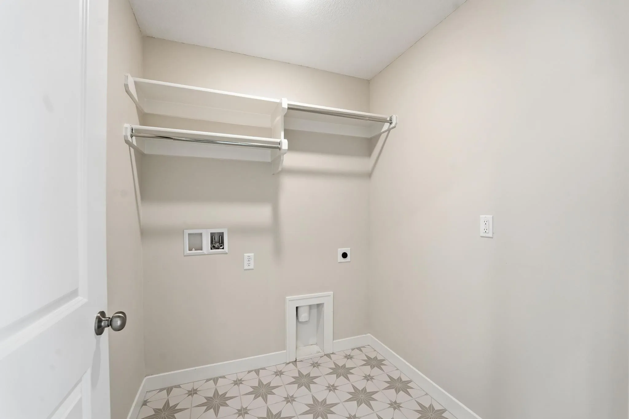 Lot 124RS 1917 SW Hightown Drive Crestwood Craftsman Laundry Room