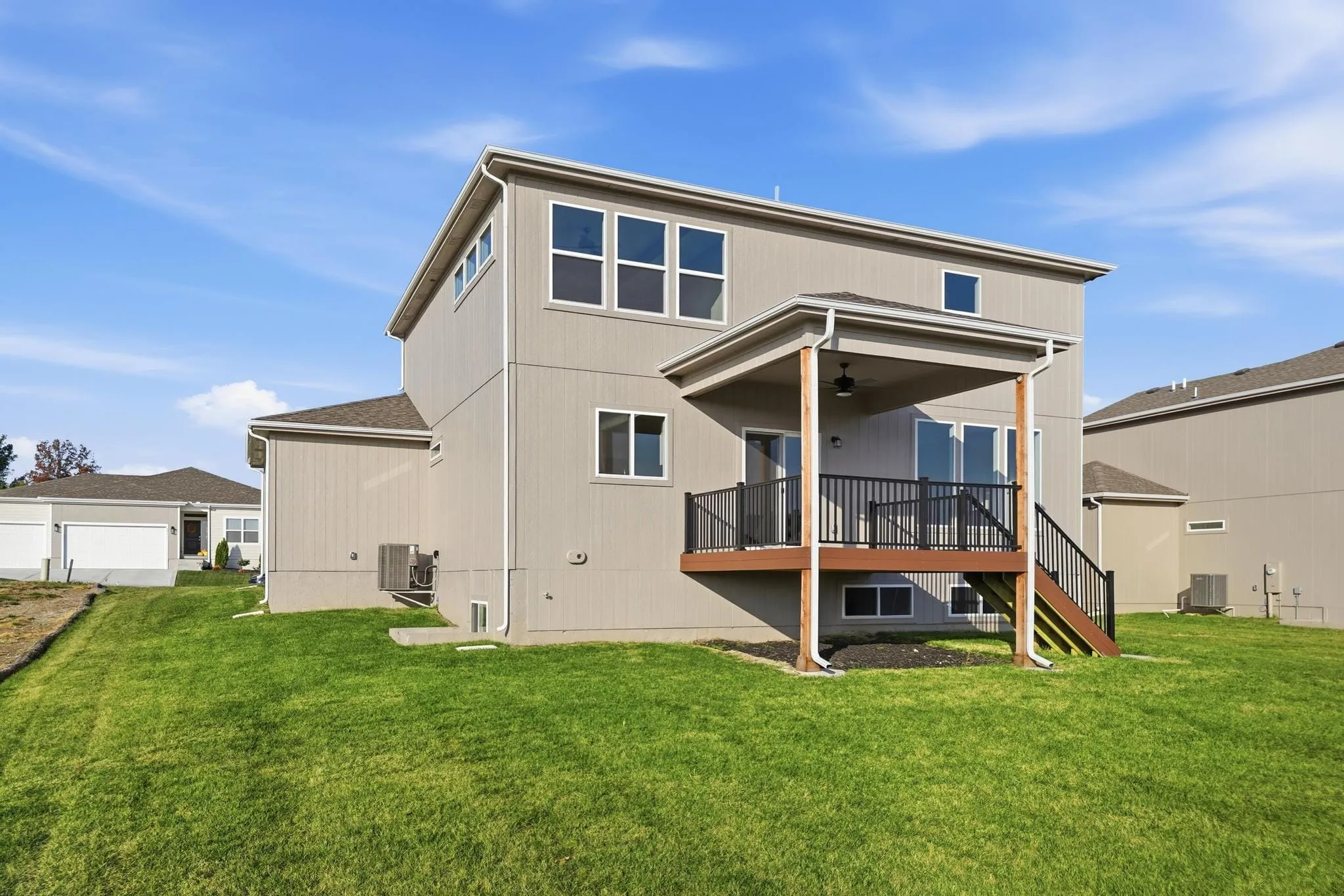 Lot 124RS 1917 SW Hightown Drive Crestwood Craftsman Rear Elevation