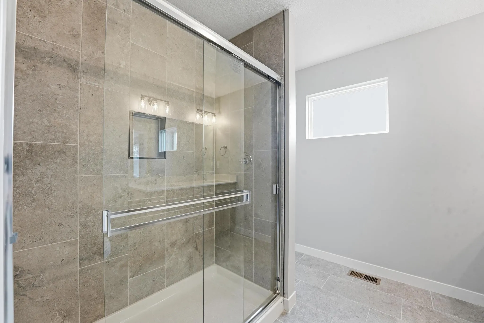 Lot 136 706 Glenn Cir Lily Farmhouse Master Bathroom