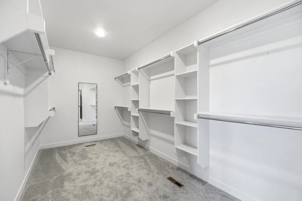Lot 153ER 509 SW Newport Dr Avalon Contemorary Master Closet