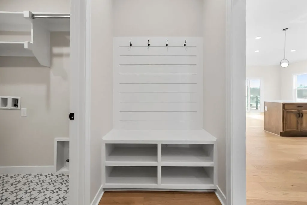 Lot 24 16767 S Hall St Avalon Craftsman Mud Room