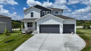 Lot-135-1933-SW-Merryman-Dr-Crestwood-Farmhouse-Front-Elevation