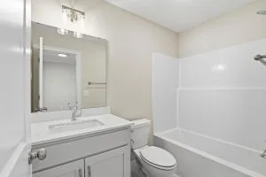 Lot 124RS 1917 SW Hightown Drive Crestwood Craftsman Second Bathroom 3
