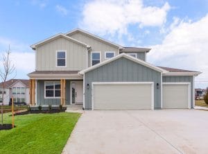16716 S Twilightln Crestwood Farmhouse Front