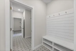 Lot 7WC 18615 193rd St Avalon Craftsman Mudroom