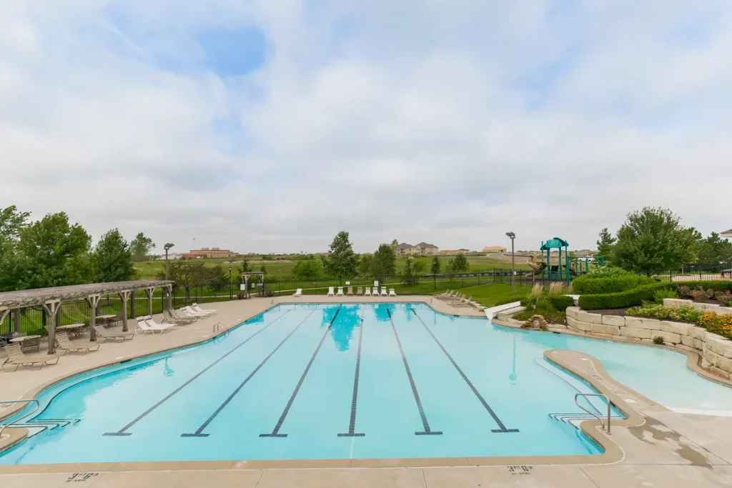 Stonebridge Pointe Luxury Homes in Johnson County Kansas Avital Homes KC 5