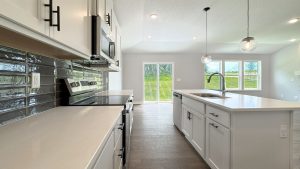 Serenade Kitchen 3