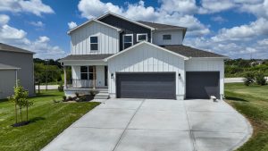 Lot-135-1933-SW-Merryman-Dr-Crestwood-Farmhouse-Front-Elevation