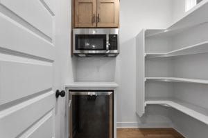 Lot 64WR 13458 W 179th Ter Crestwood Farmhouse Walk in Pantry