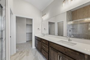 Lot 7WR 18615 193rd St Avalon Craftsman Master Bathroom
